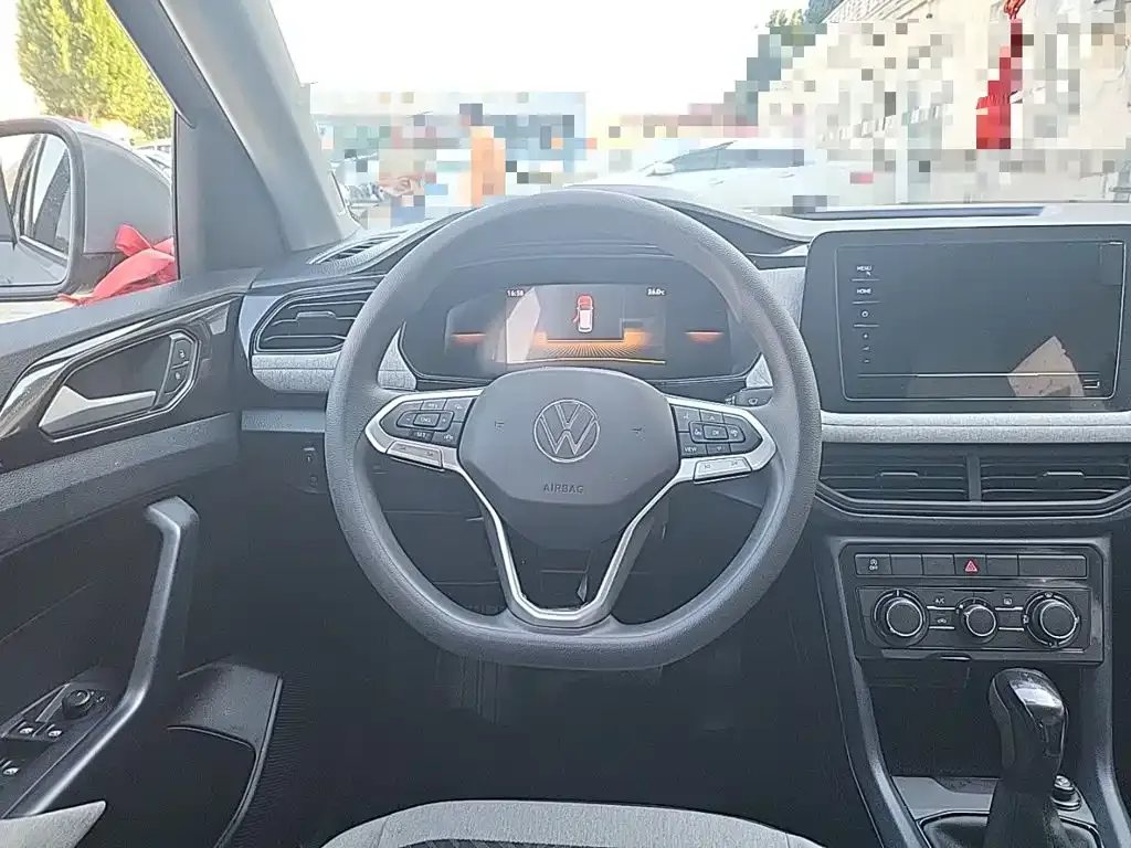 Volkswagen Tharu — фото 5