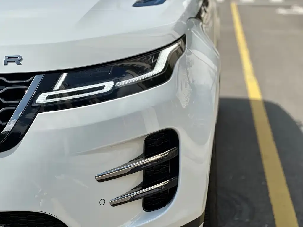 Land Rover Evoque — фото 4