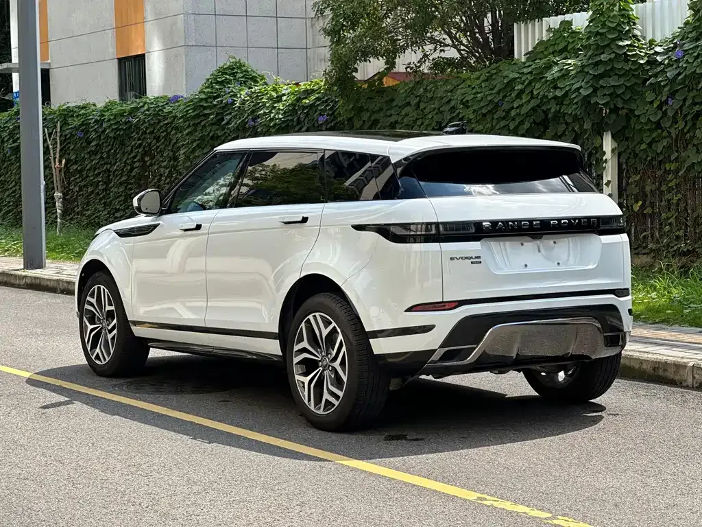 Land Rover Evoque — фото 8