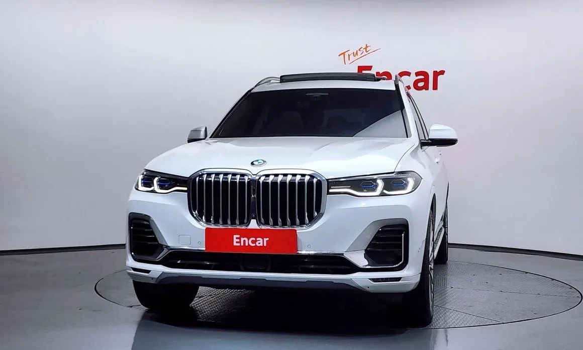 BMW X7 — фото 3