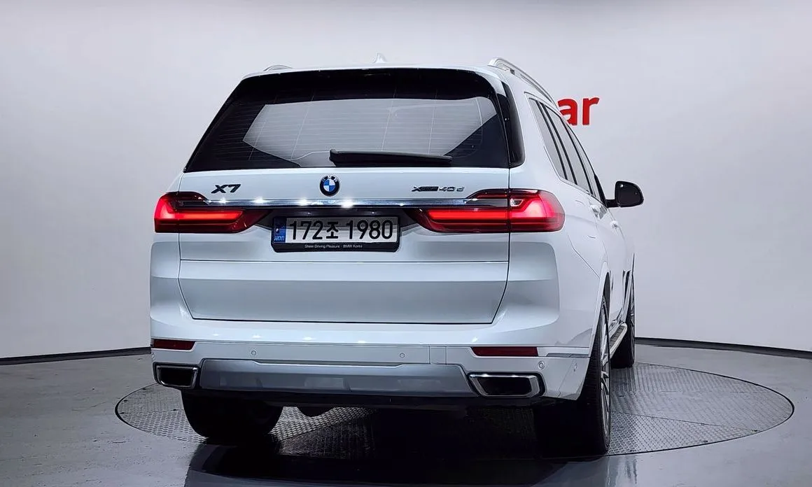 BMW X7 — фото 2