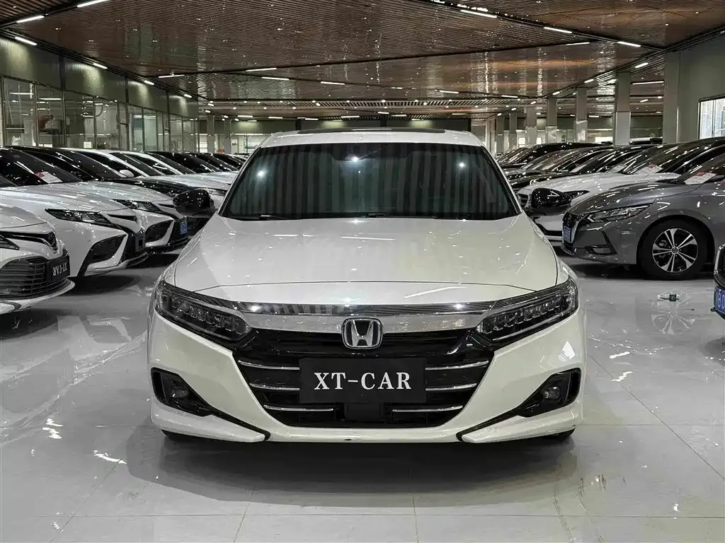 Honda Accord — фото 3