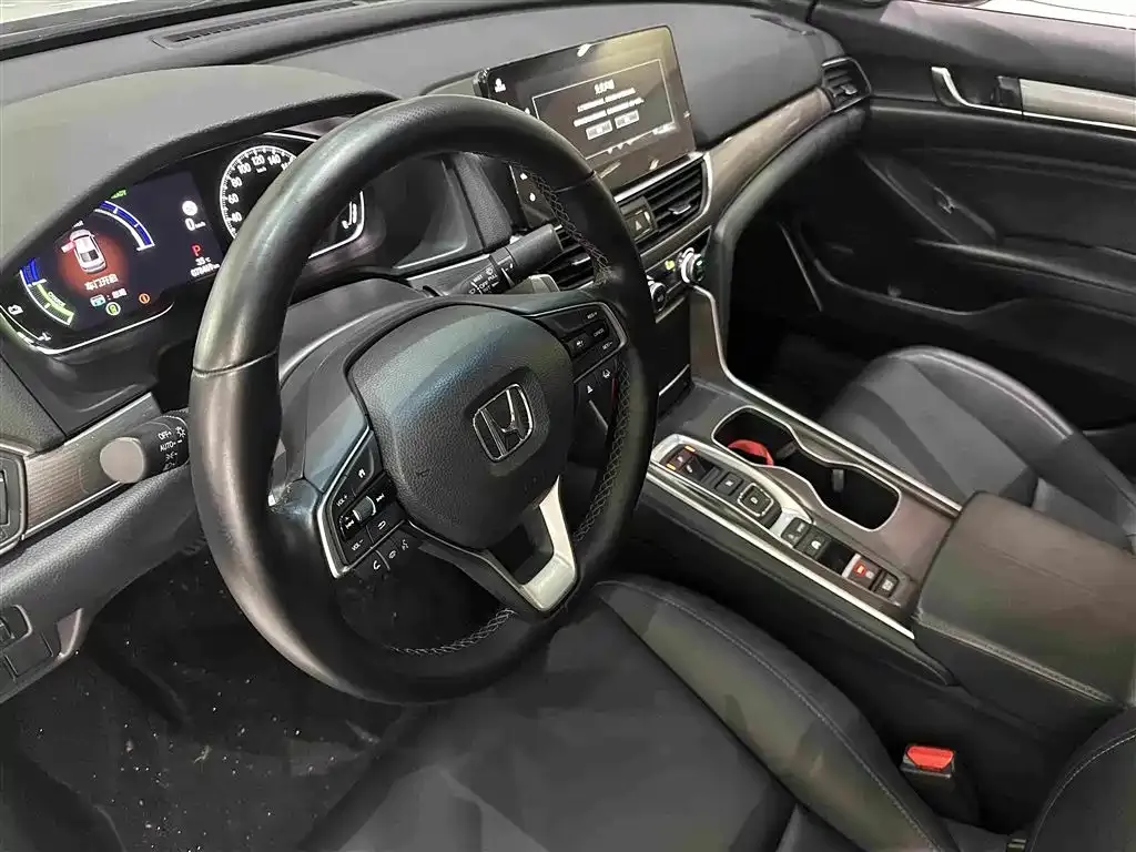 Honda Accord — фото 6