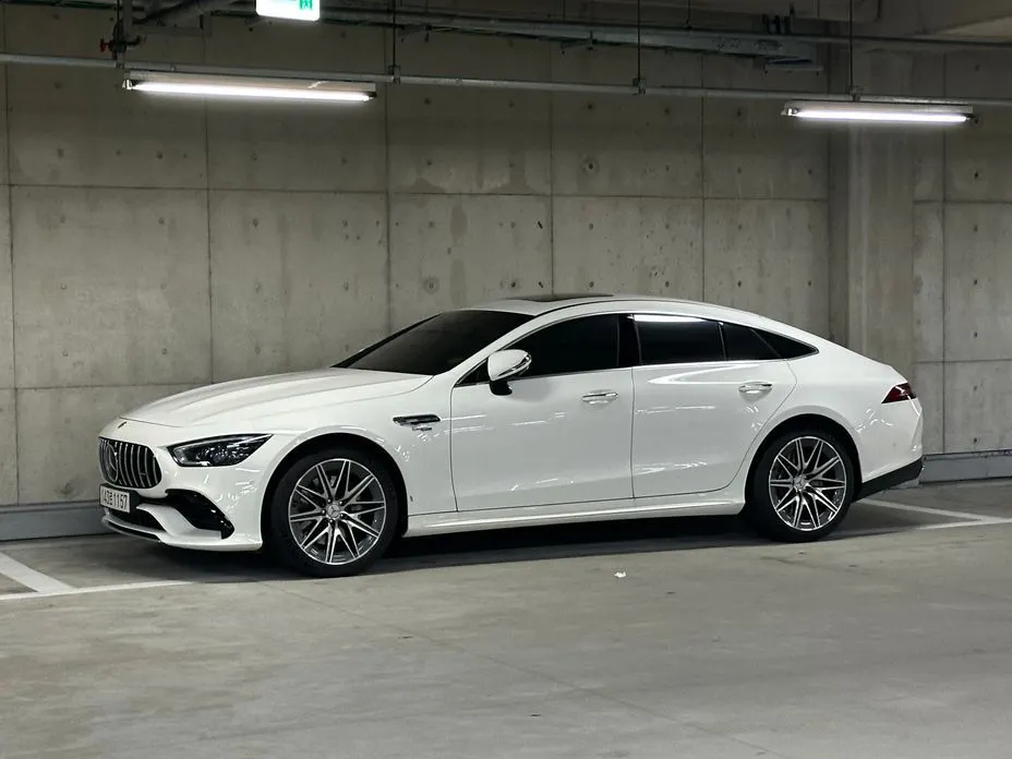 Mercedes-Benz AMG GT — фото 1