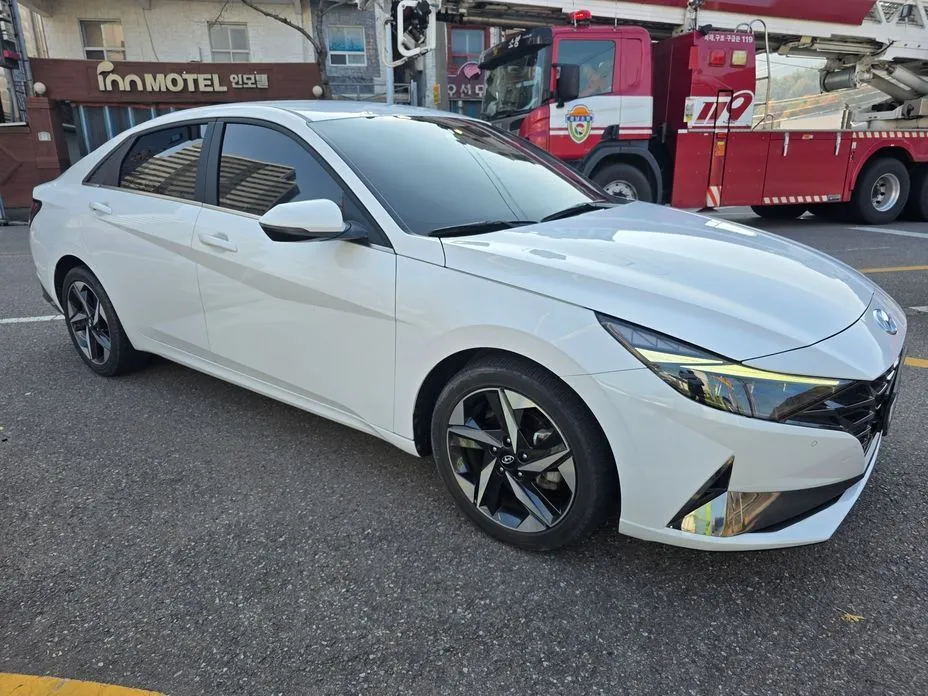 Hyundai AVANTE — фото 10