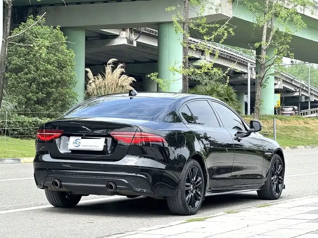 Jaguar XEL — фото 9