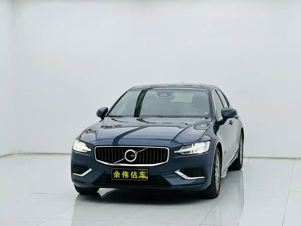 Volvo S60 — фото 4