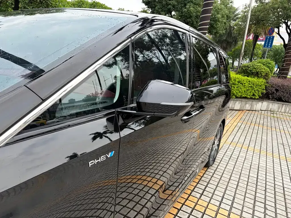 GAC Motor Trumpchi E9 — фото 8