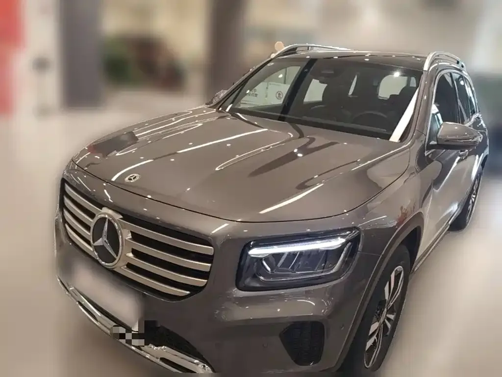 Mercedes-Benz GLB — фото 2