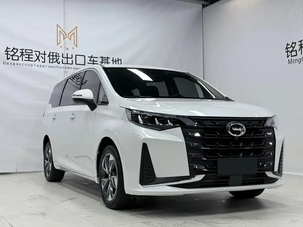 GAC Motor Trumpchi M6 — фото 10