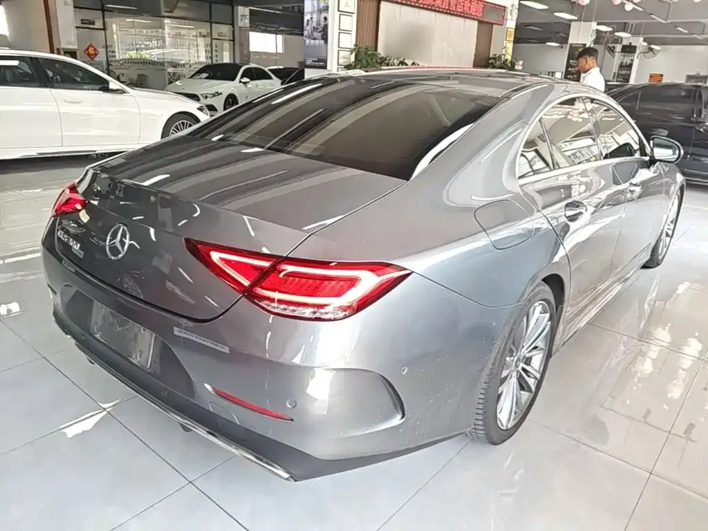 Mercedes-Benz CLS — фото 3