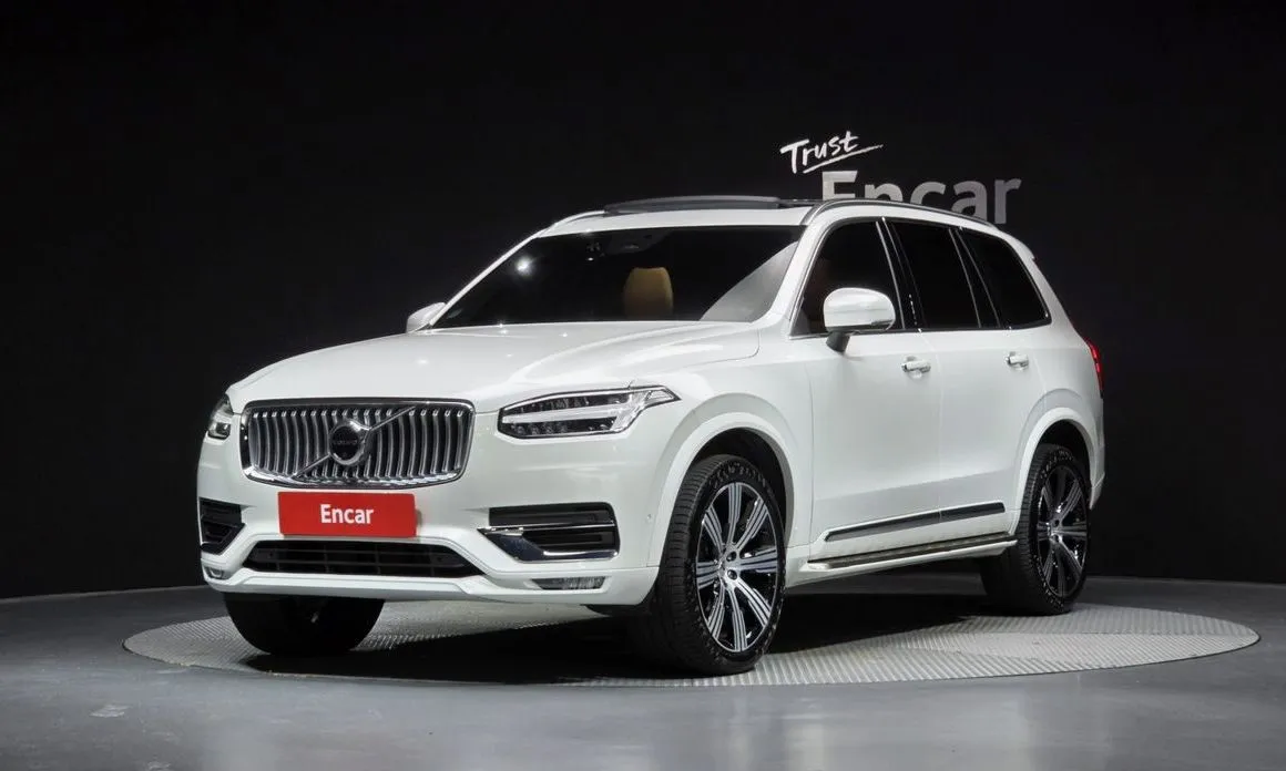 Volvo XC90 — фото 1