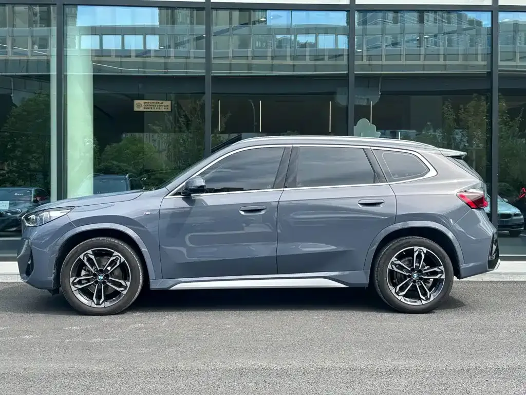 BMW X1 — фото 6