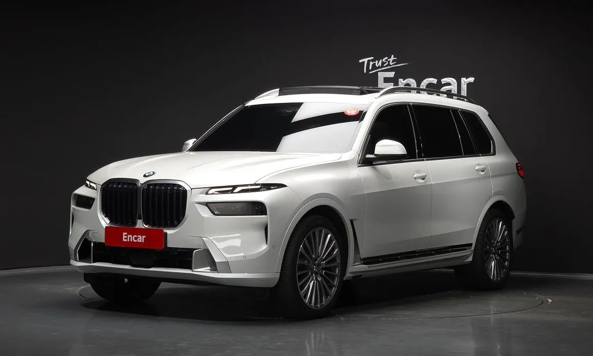 BMW X7 — фото 1