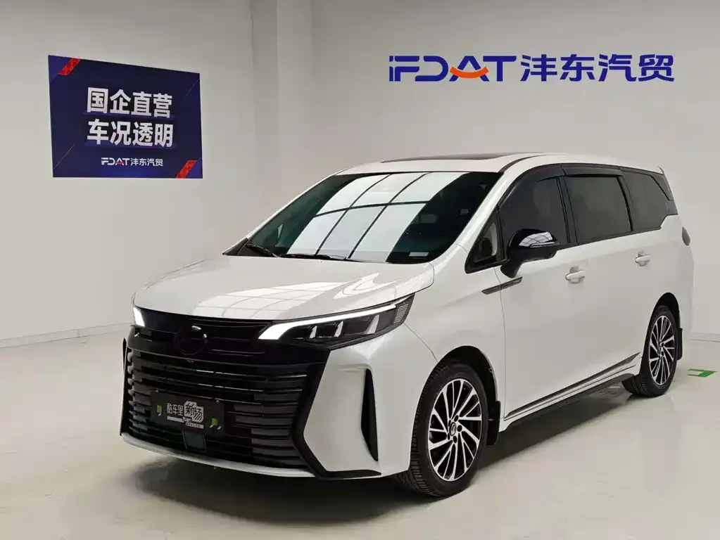 GAC Motor Trumpchi M6 — фото 1
