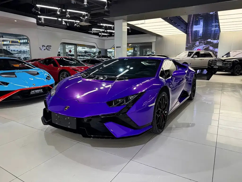 Lamborghini Huracan — фото 1