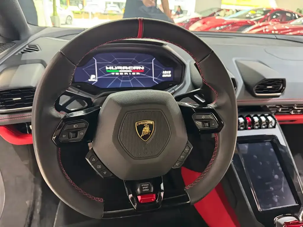 Lamborghini Huracan — фото 9