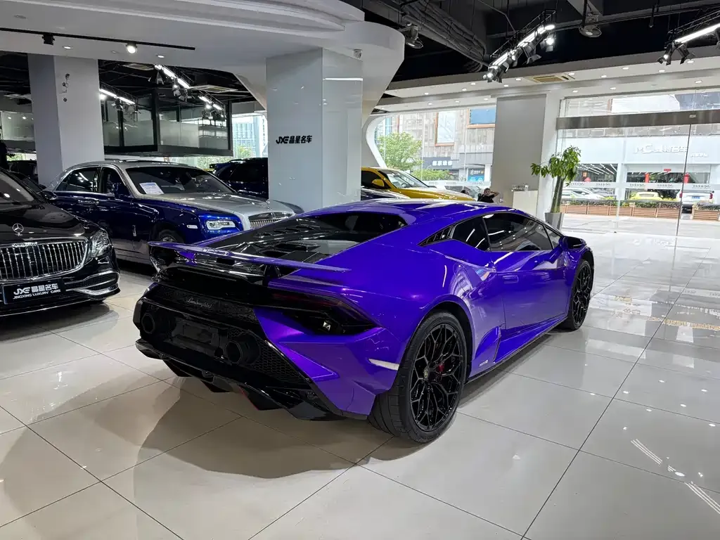 Lamborghini Huracan — фото 2
