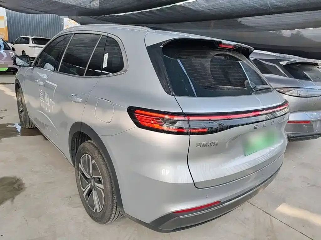 Geely Galaxy Xingjian 7 — фото 6