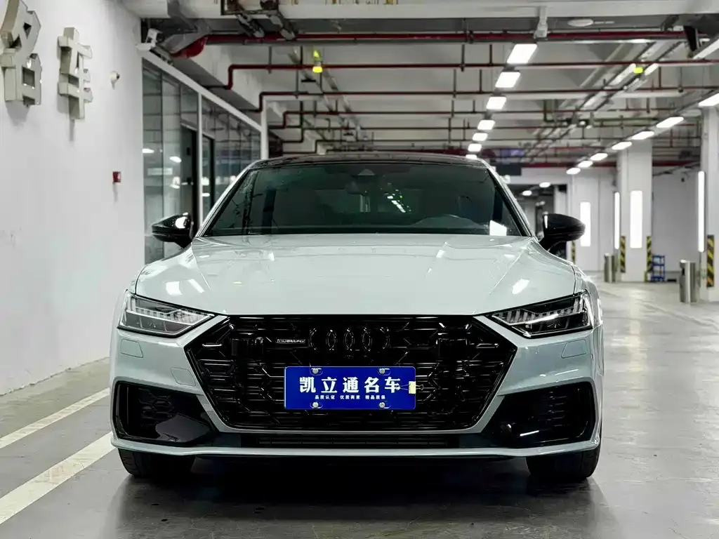 Audi A7L — фото 5