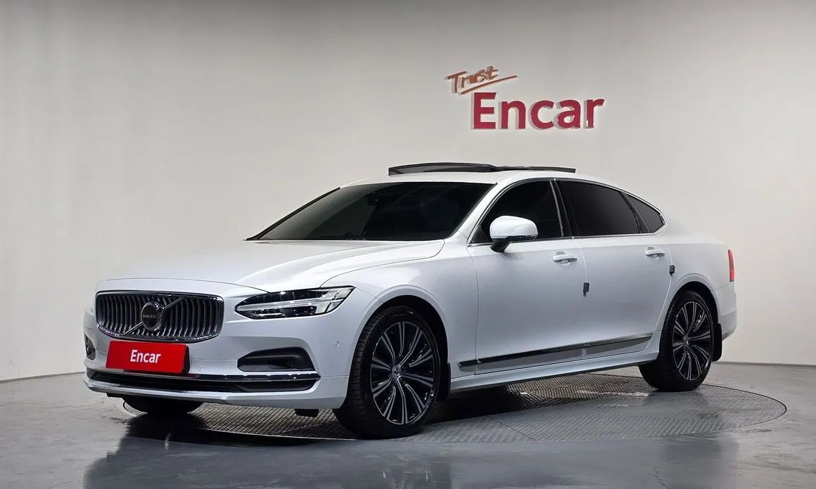 Volvo S90 — фото 1