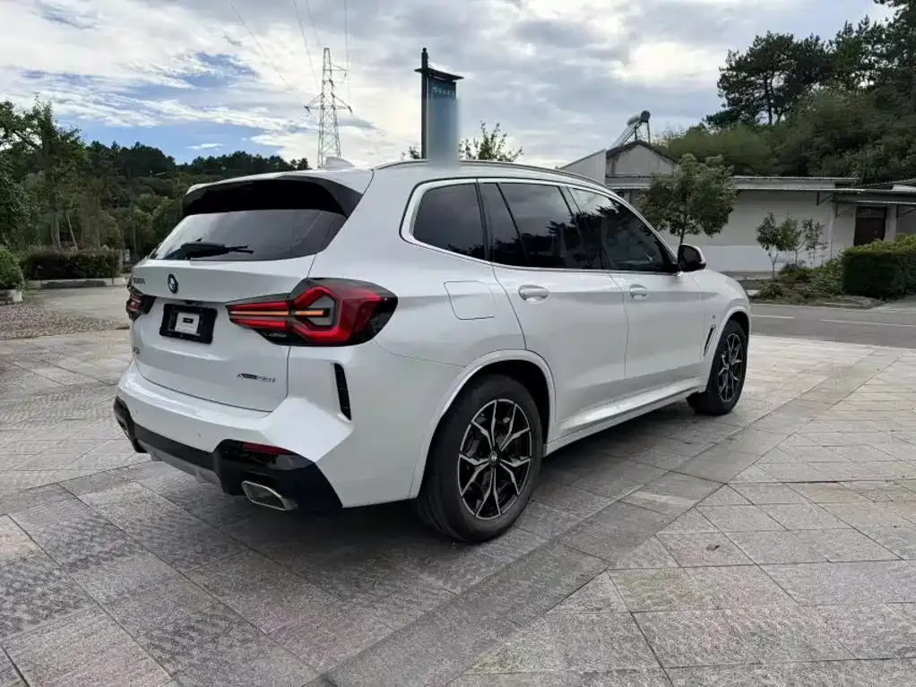 BMW X3 — фото 10