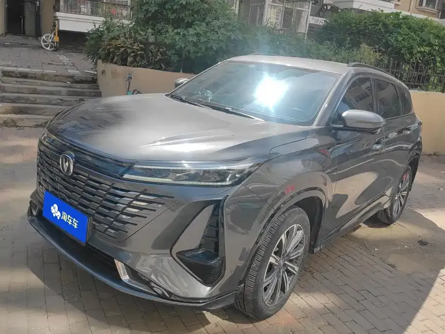 Changan CS75PLUS — фото 1