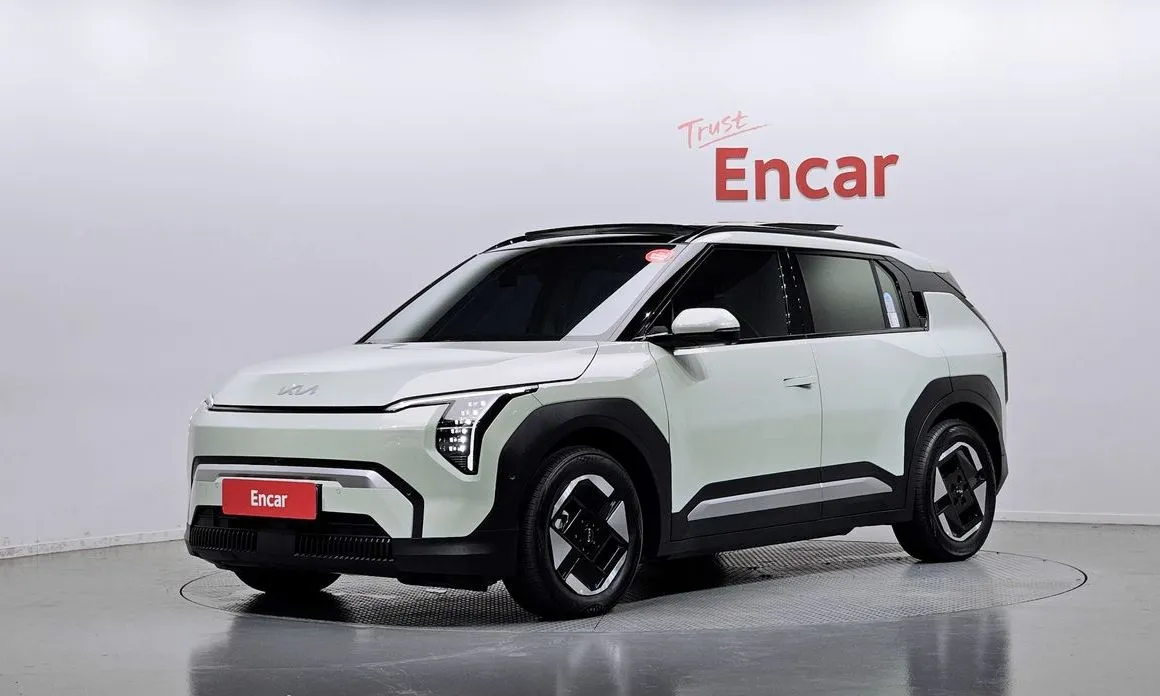 Kia EV3 — фото 1