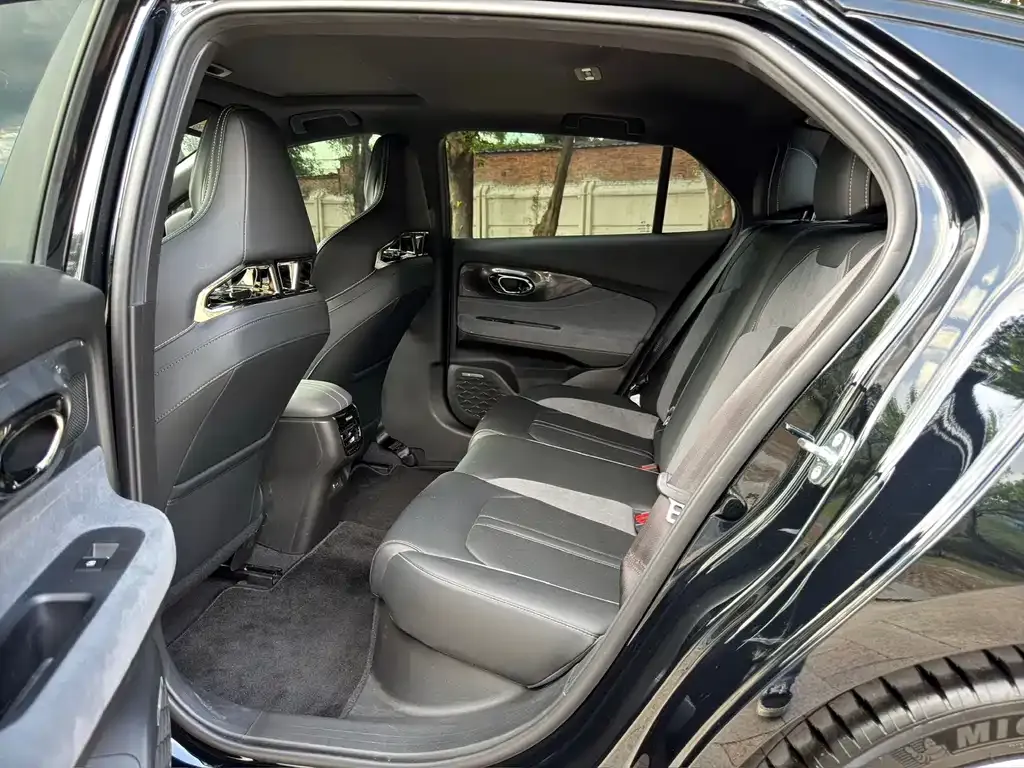 GAC Motor Shadow Leopard — фото 2