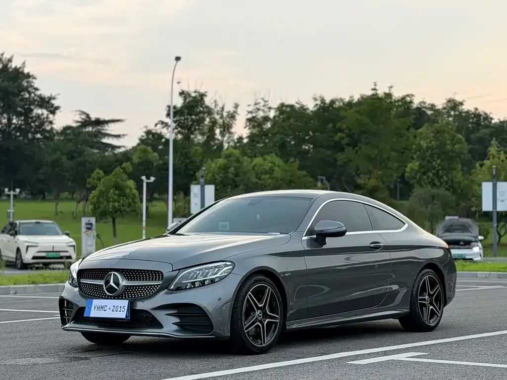 Mercedes-Benz C-Class (Import) — фото 1