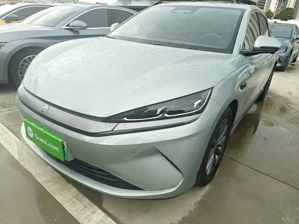 BYD Qin L — фото 10