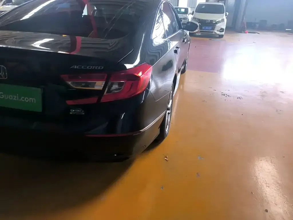 Honda Accord — фото 2