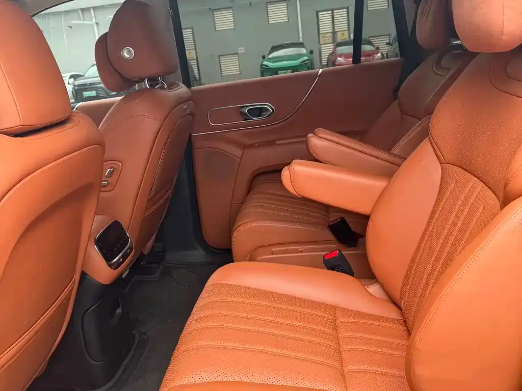 GAC Motor Trumpchi S9 — фото 10