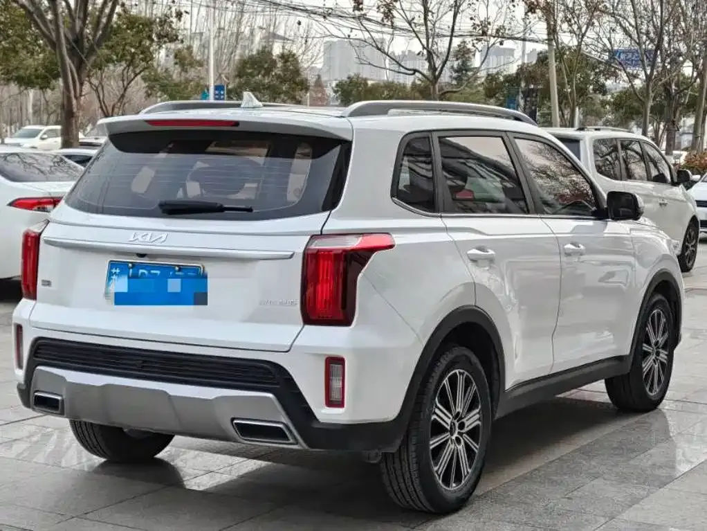Kia Sportage — фото 6