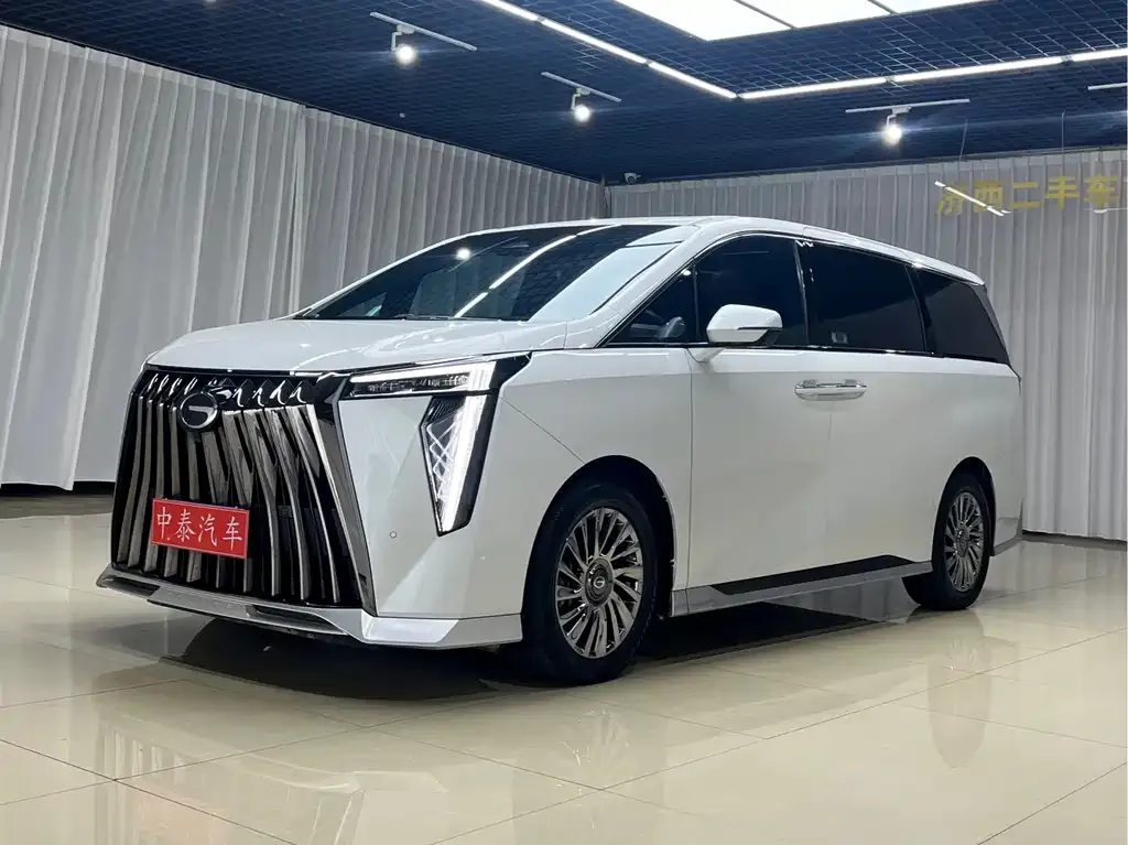 GAC Motor Trumpchi M8 — фото 1