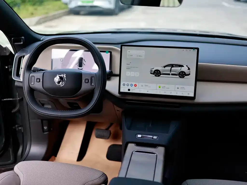 Volvo XC70 Plug-in Hybrid — фото 9