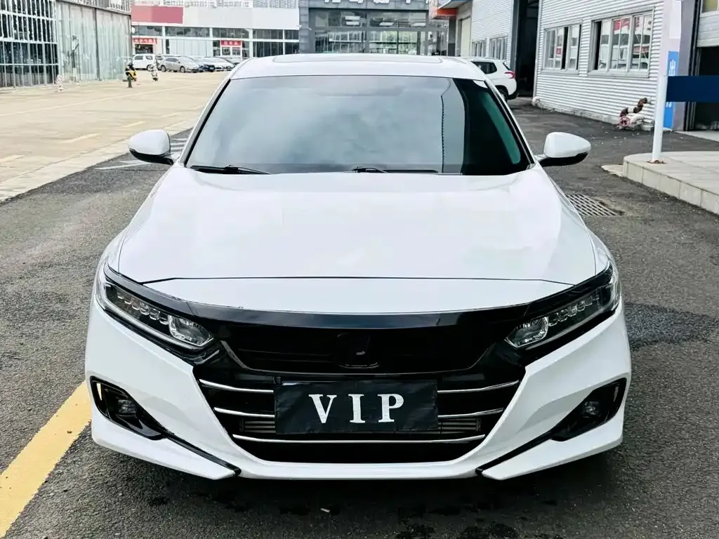 Honda Accord — фото 4