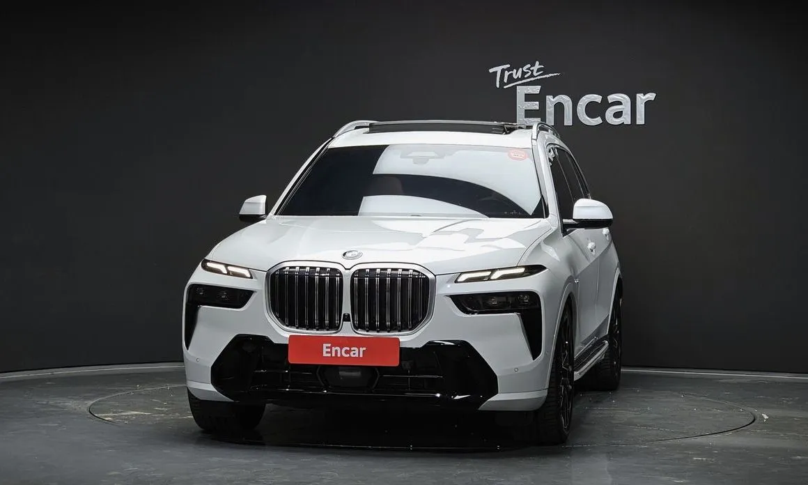 BMW X7 — фото 2