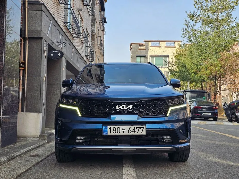 Kia Sorento — фото 9