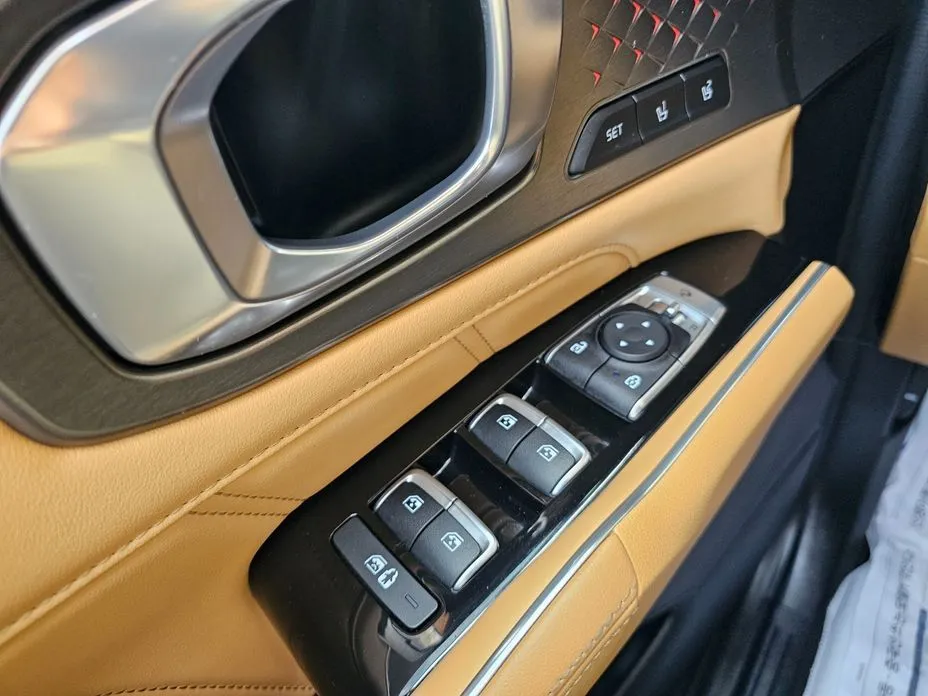 Kia Sorento — фото 5