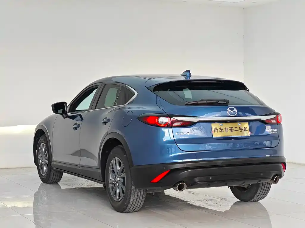 Mazda CX-4 — фото 2