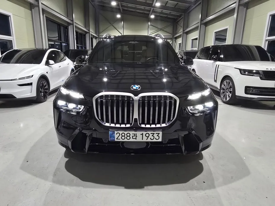 BMW X7 — фото 2