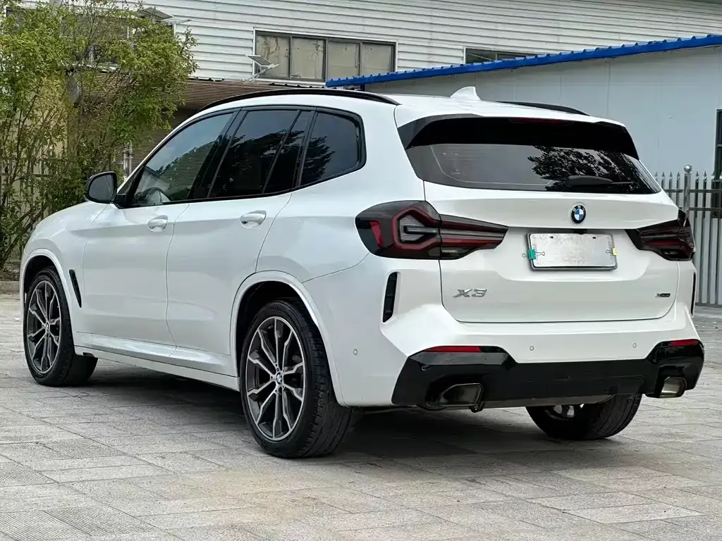 BMW X3 — фото 9