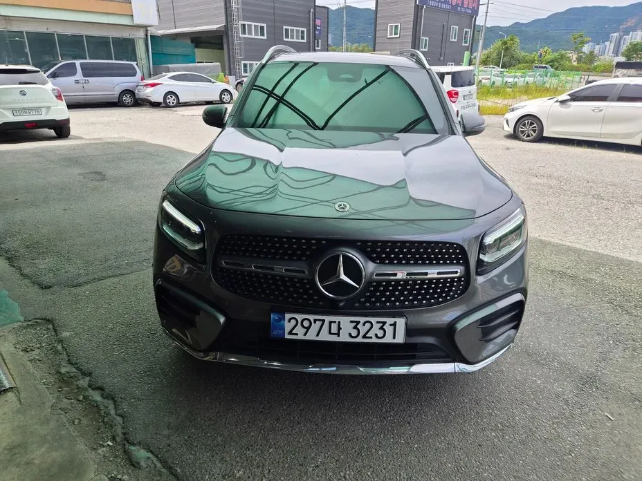 Mercedes-Benz GLB-Class — фото 1