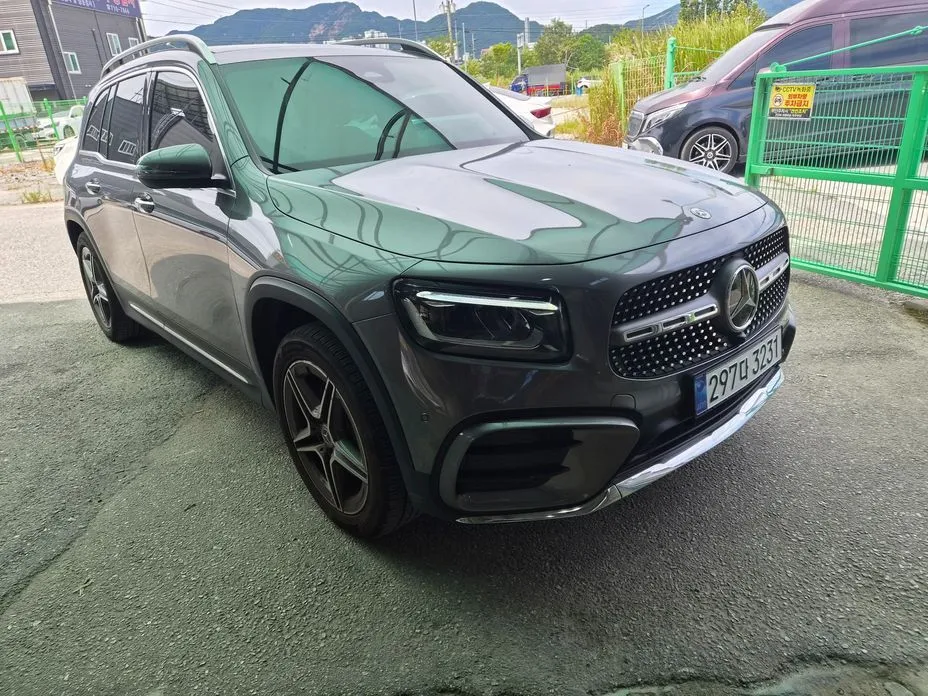 Mercedes-Benz GLB-Class — фото 10