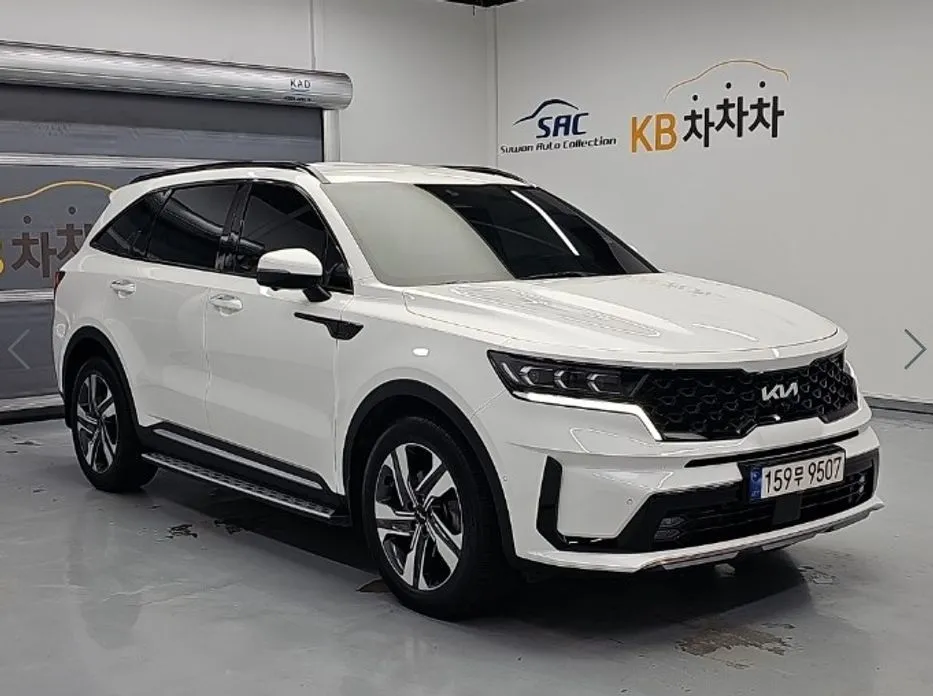 Kia Sorento — фото 9