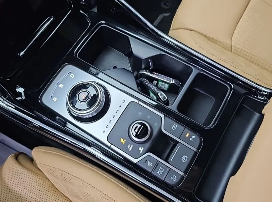 Kia Sorento — фото 10
