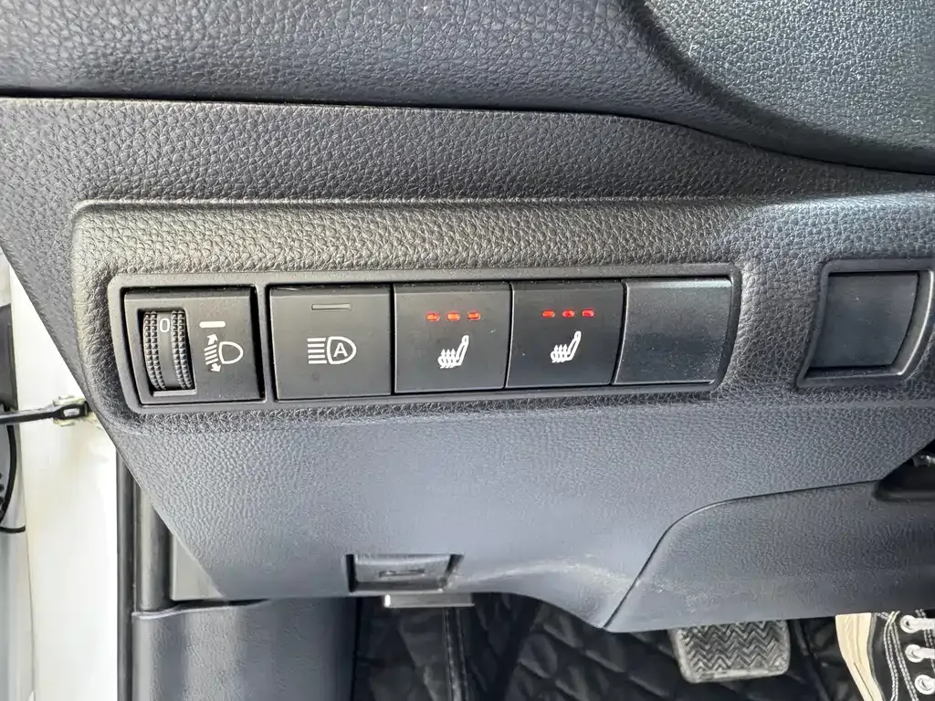 Toyota Levin — фото 10