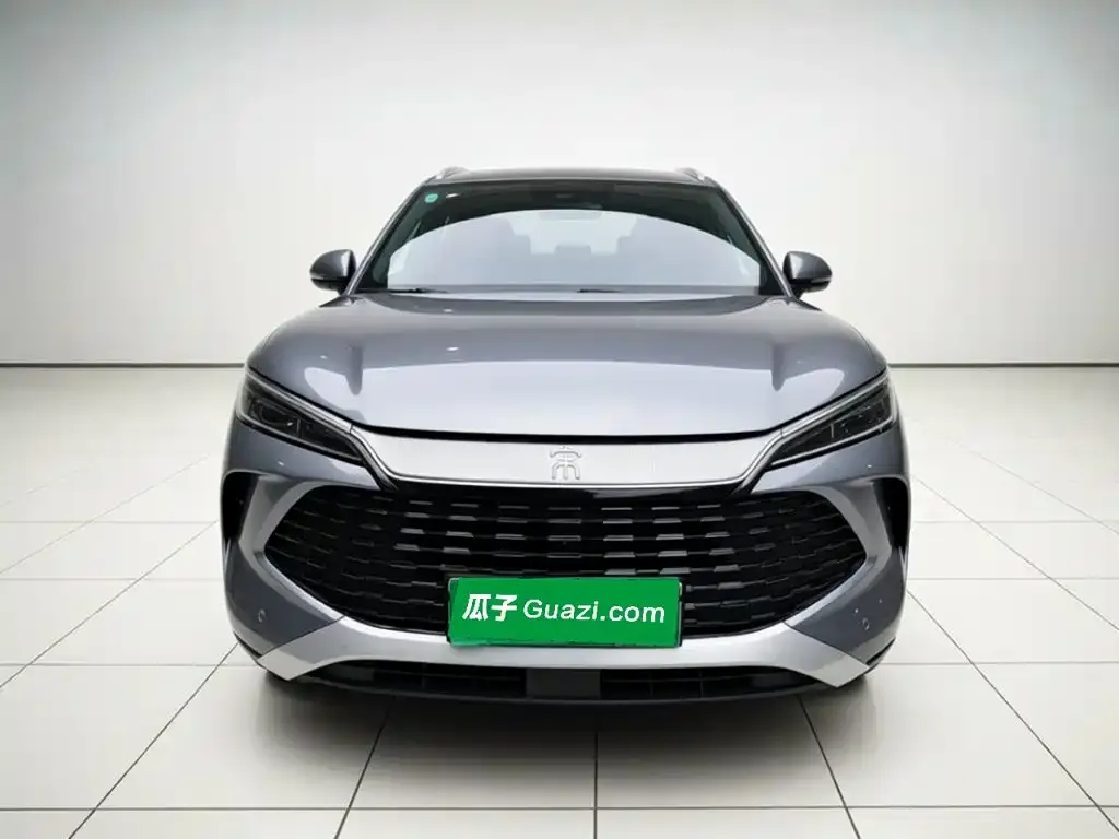 BYD L DM-i — фото 8