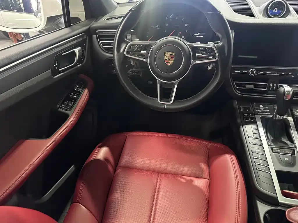 Porsche Macan — фото 6